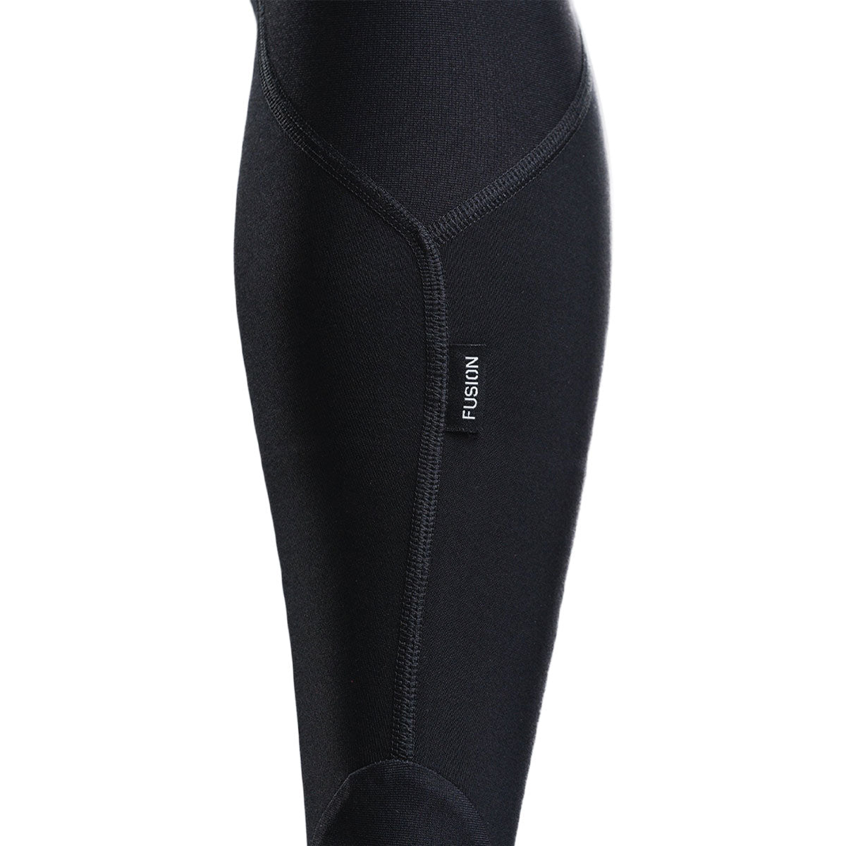 Fusion Tempo unisex benvarmer med syning og tekstlogo