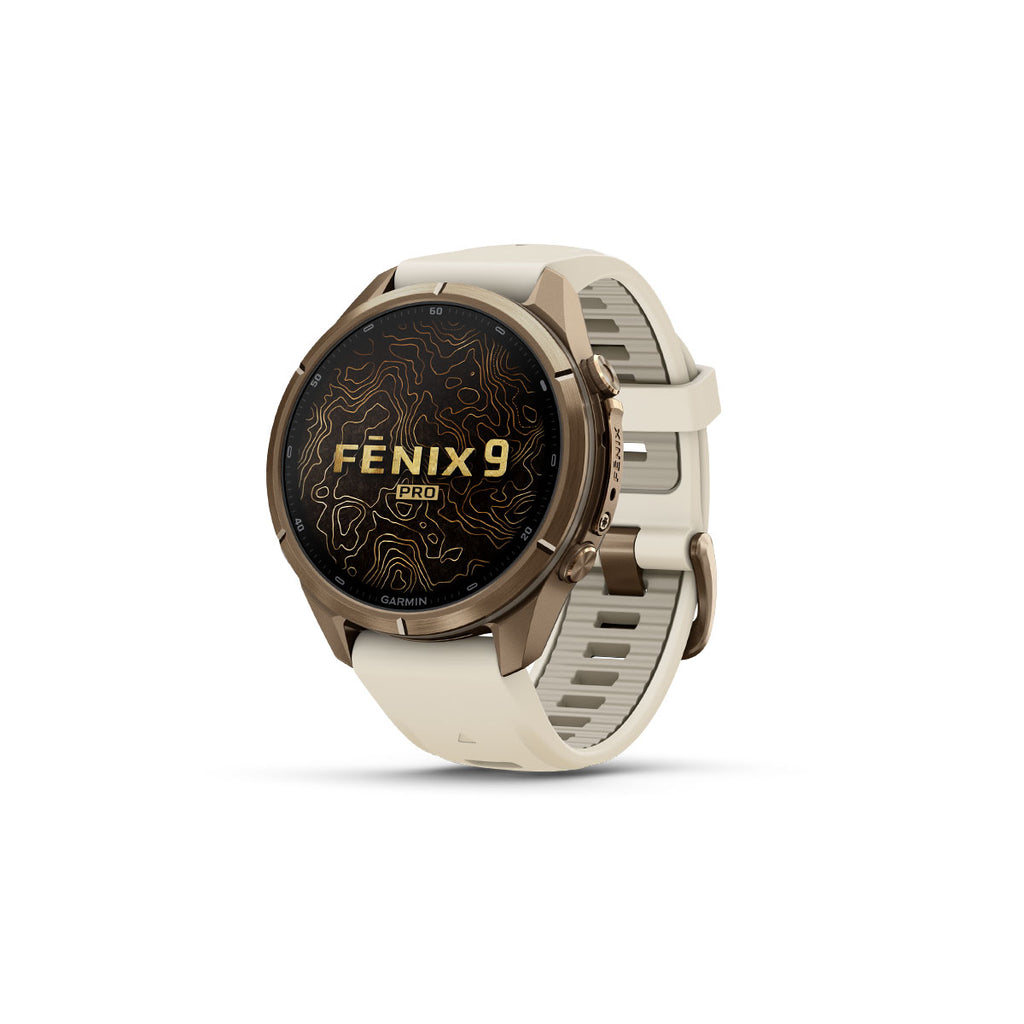 Garmin Fenix 9 Pro smartwatch med hvid silikonrem og 43 mm titaniumkasse