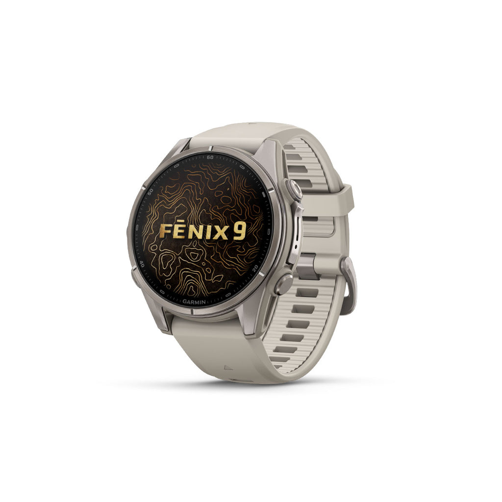 Garmin Fenix 9 smartwatch med 43 mm titanium og silikonerem