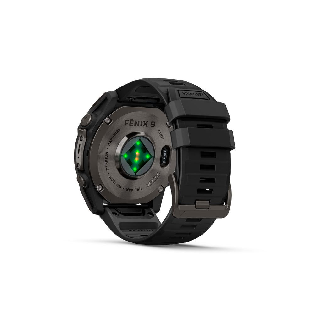 Garmin Fenix 9 smartwatch med 51 mm DLC urkasse og sort rem