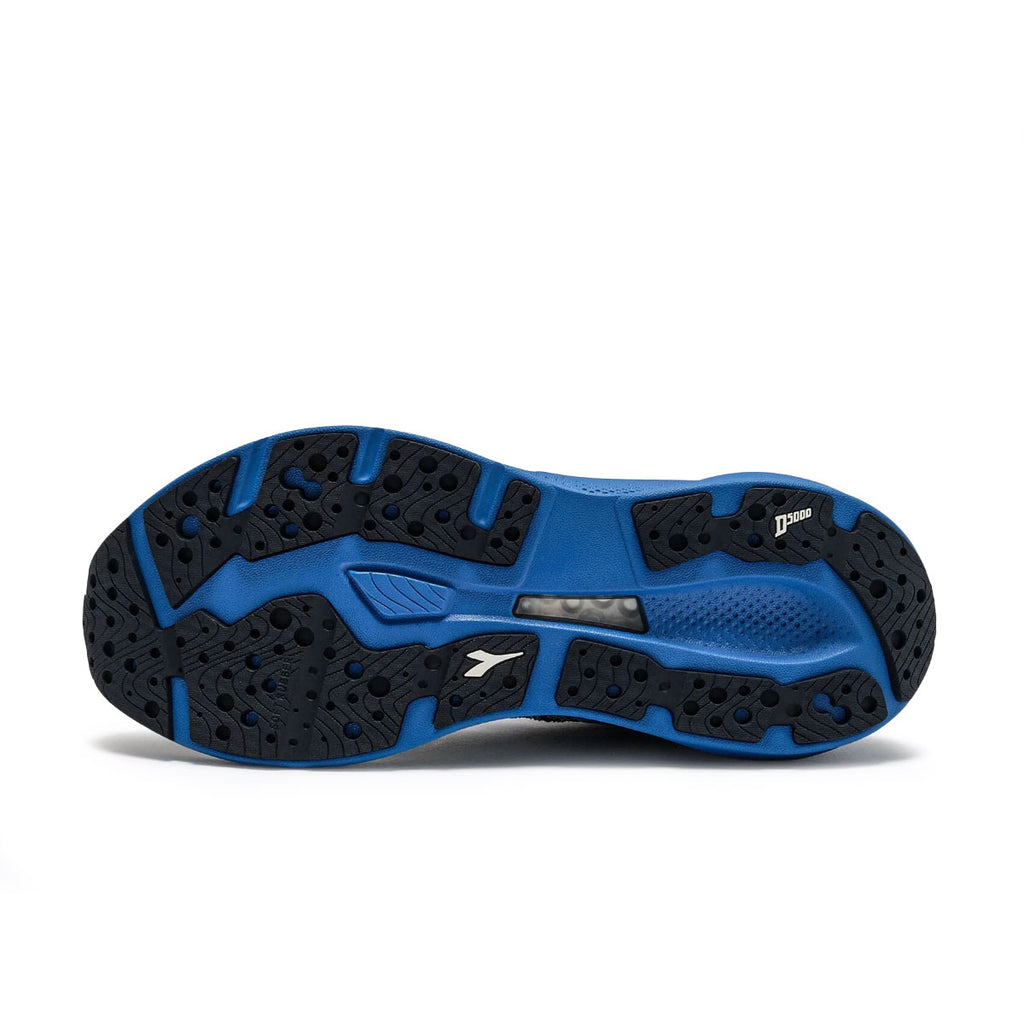 Diadora Mythos Blushield Vigore V herre løbesko sål med mønster