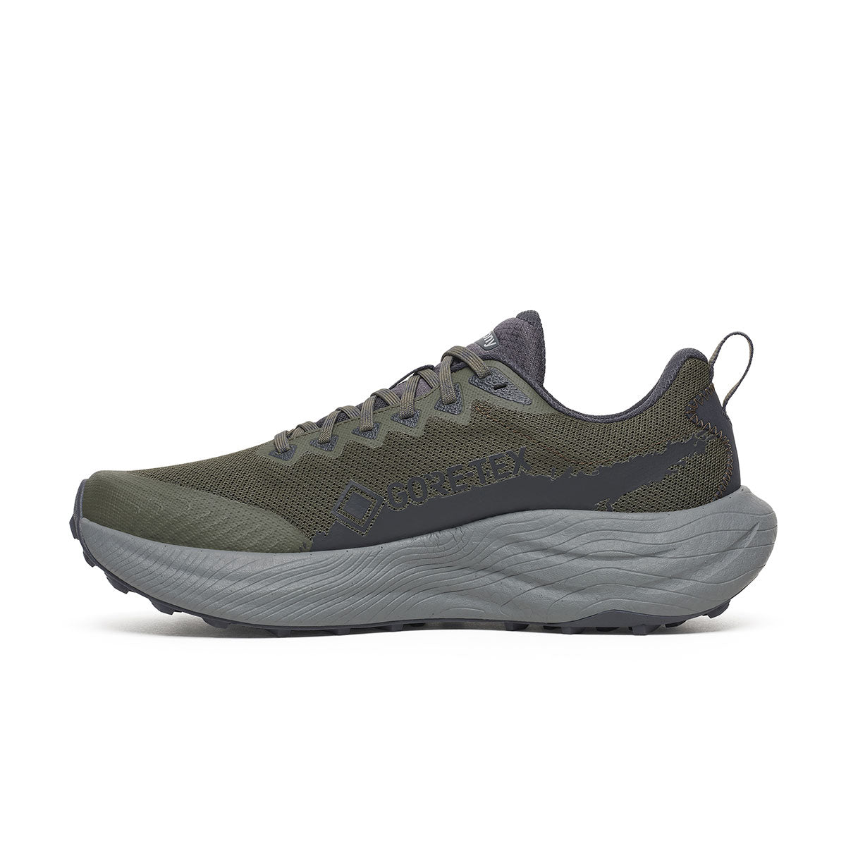 Saucony Ride TR3 GTX trailsko til mænd med grågrøn overdel og snørebånd