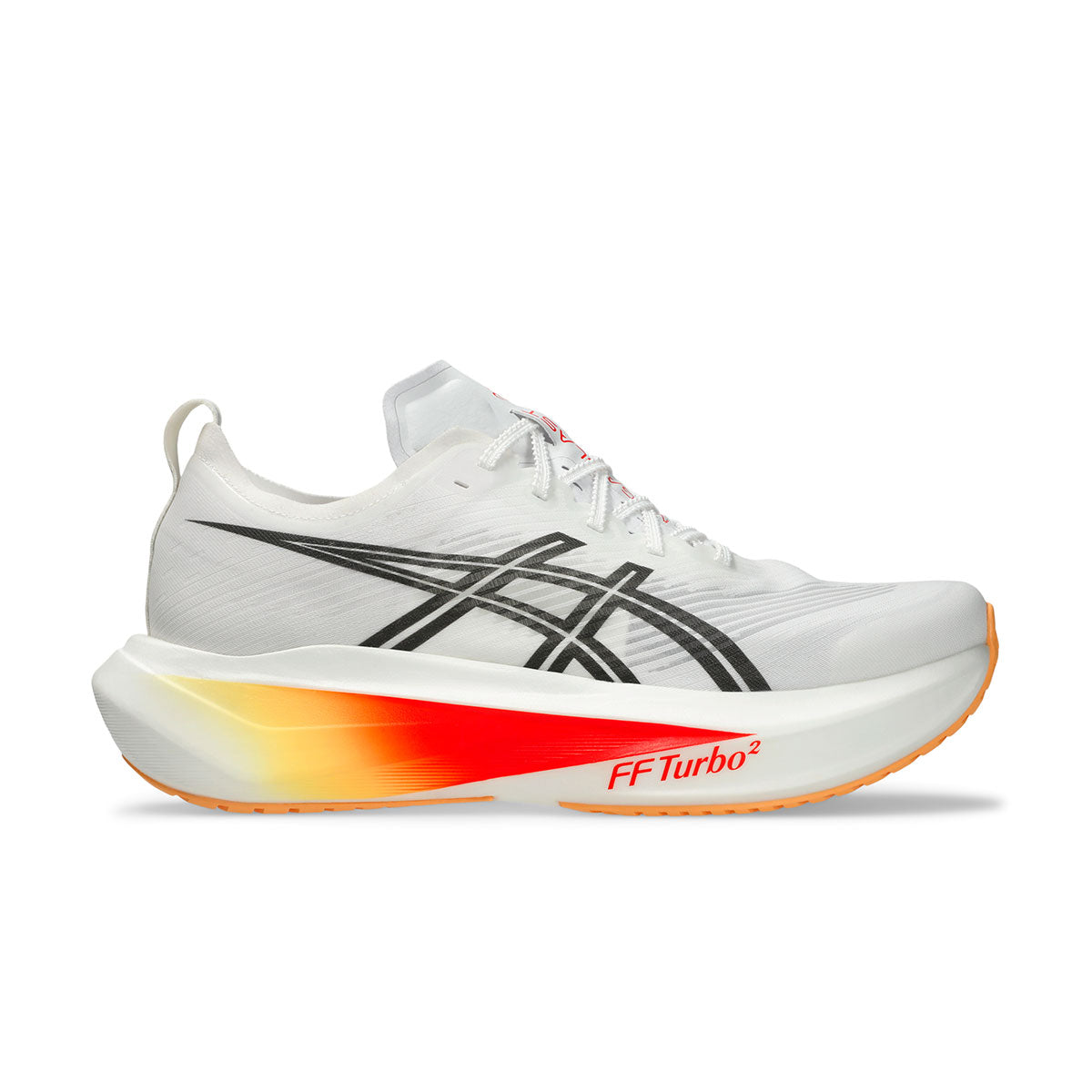 ASICS Megablast løbesko i hvid med orange sål og sort logo