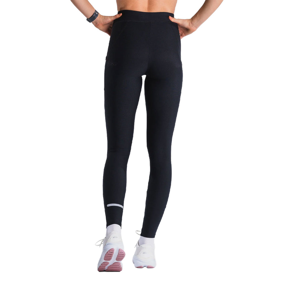 Sorte lange tights til kvinder, ben og linning vist fremad