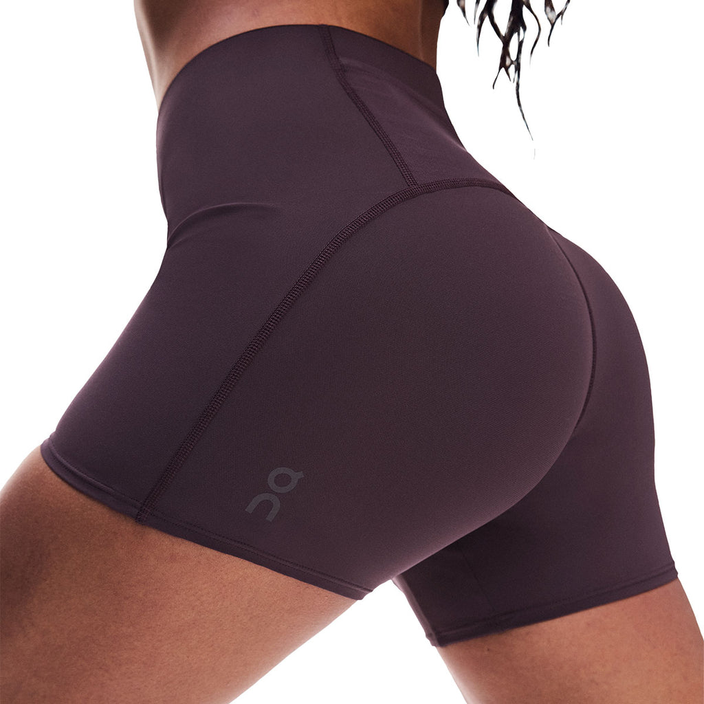 On Zero korte tights til dame med mørk lilla ben- og skrå paneler