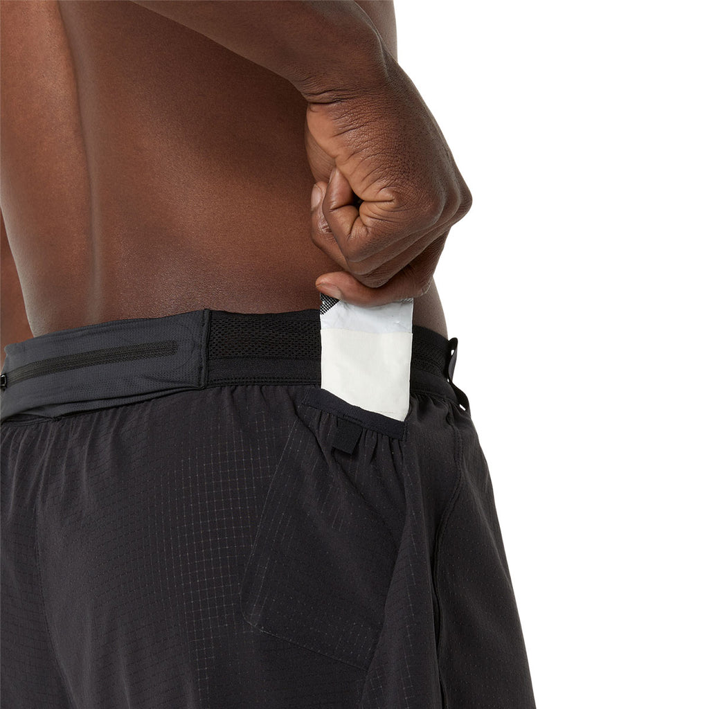 ASICS Metarun 5in herre shorts i sort med snøre og lomme