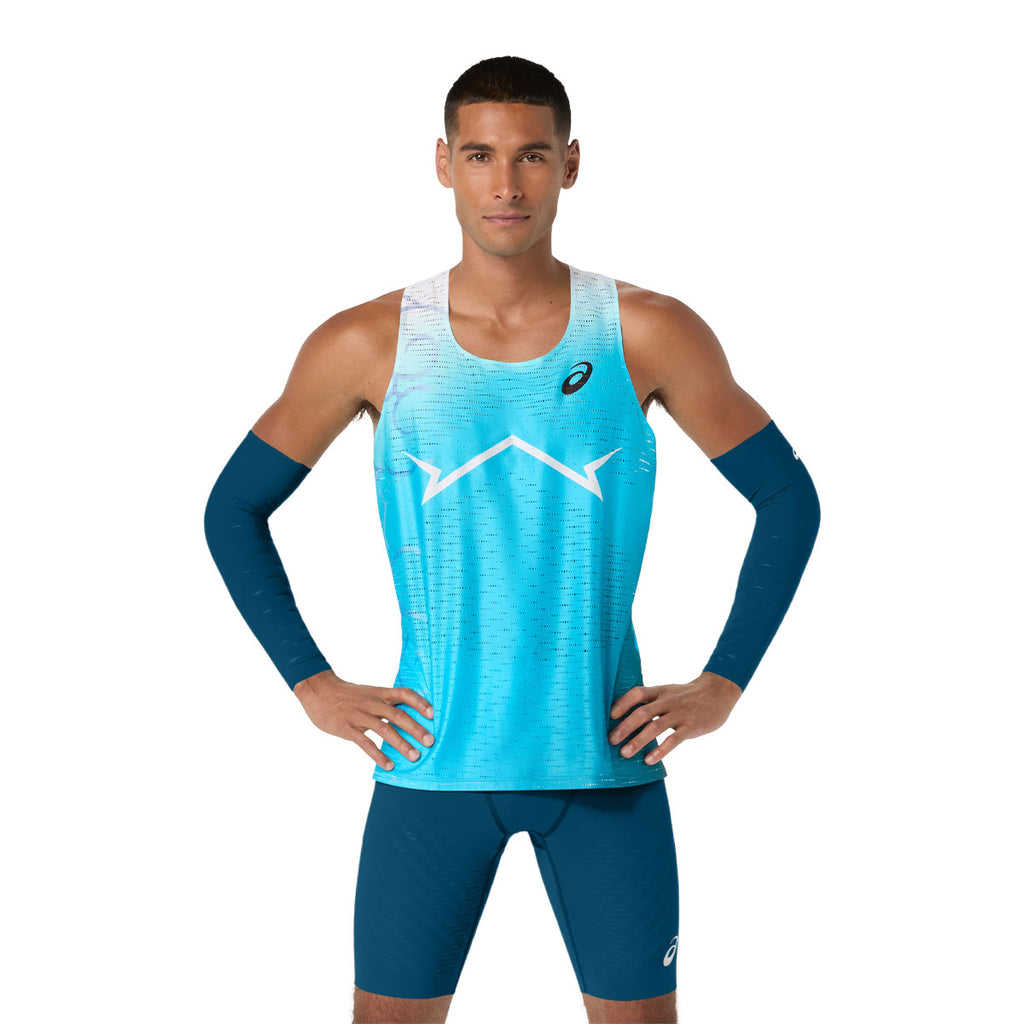 ASICS Metaspeed singlet til mænd i lyseblå med stjerneprint og racer-udskæring