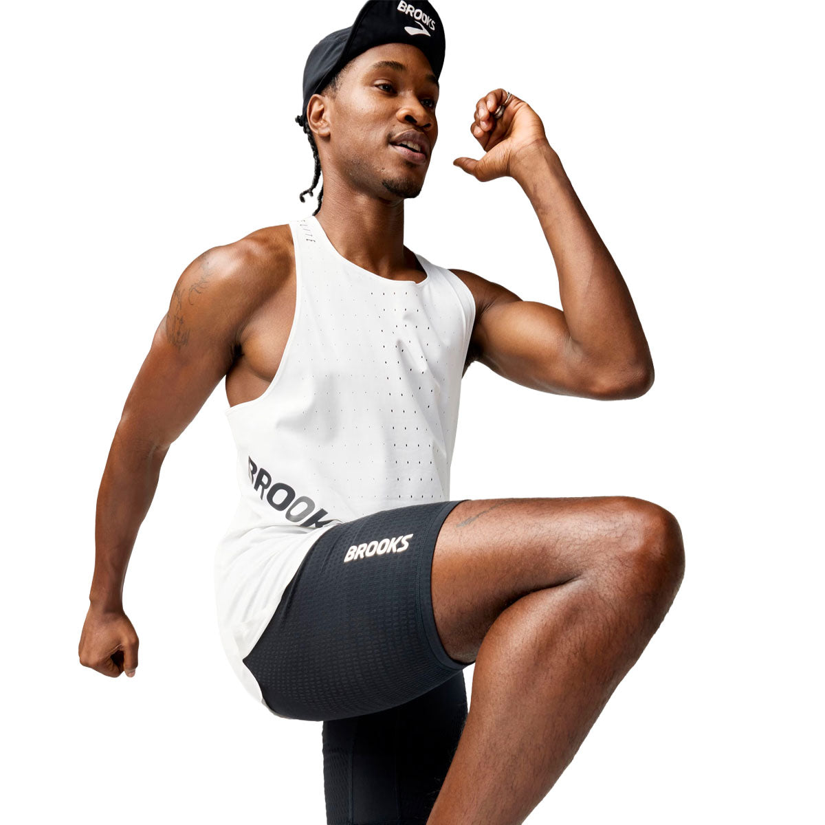 Brooks Hyperion Elite singlet til herre i hvid og sort