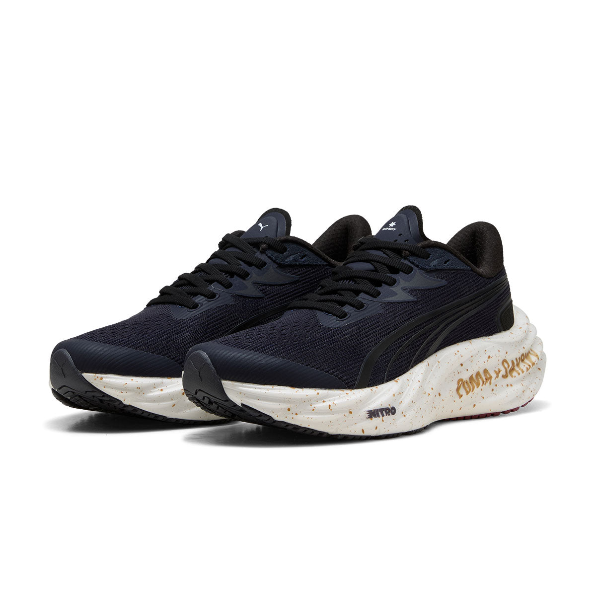 Puma Velocity NITRO 4 Saysky herre løbesko i sort og hvid