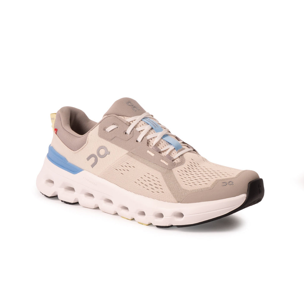 On Cloudcore 2 herre løbesko med beige mesh og blå detaljer