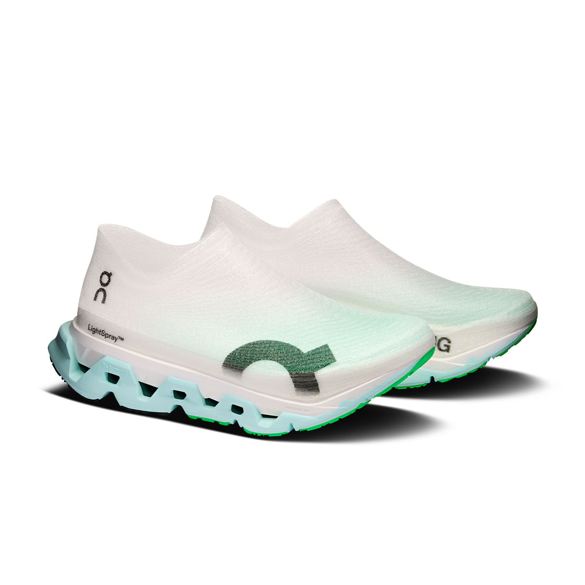 On Cloudmonster 3 Hyper LS løbesko med slip-on design og grønt mønster