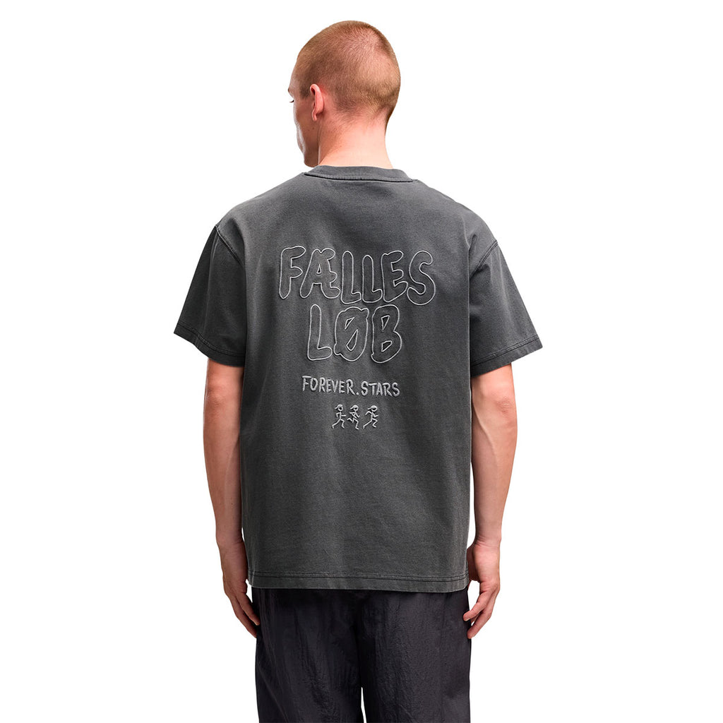 Puma X SAYSKY grafisk team T-shirt med rygprint og korte ærmer