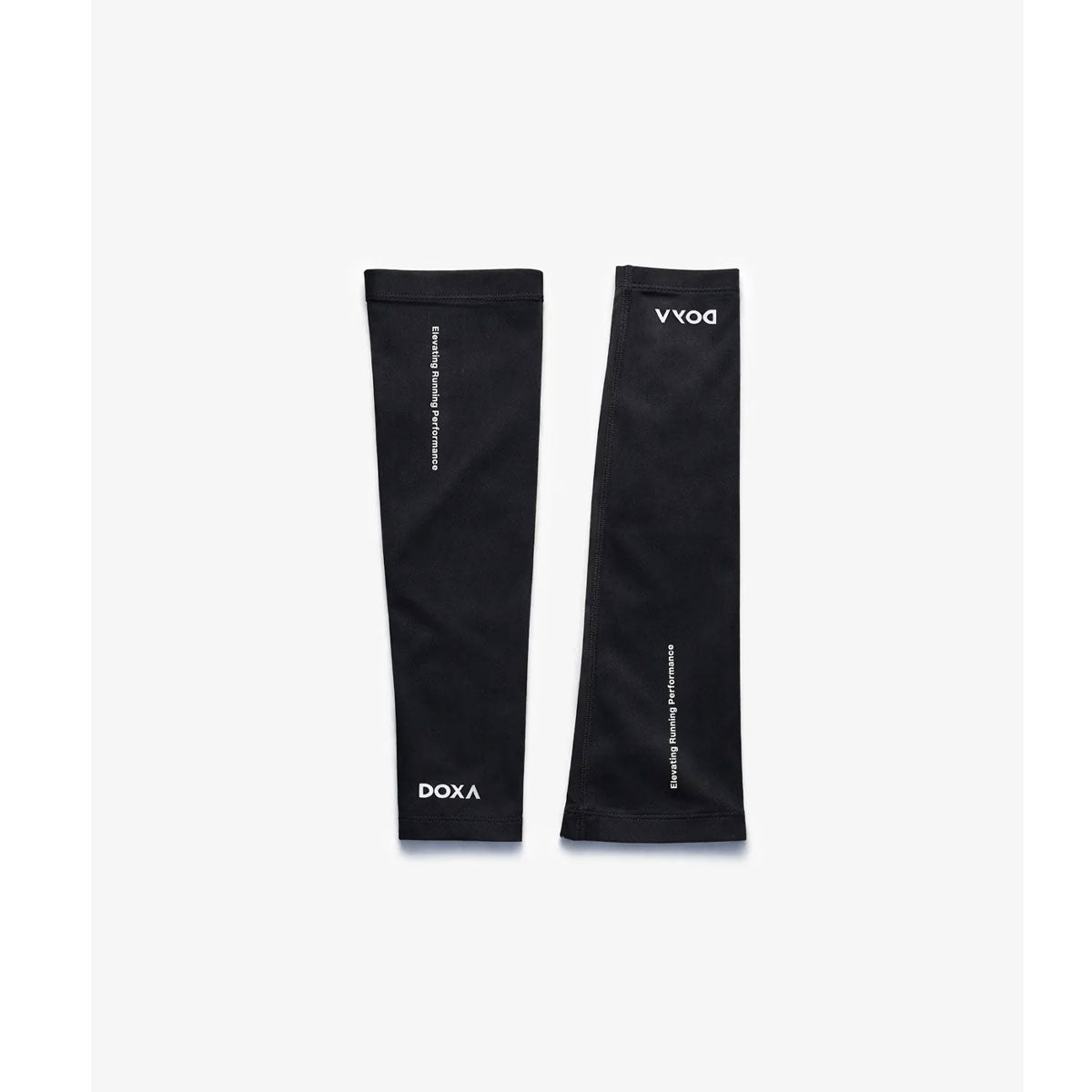 Doxa Addon Race sleeves i sort stof, par på hvid baggrund