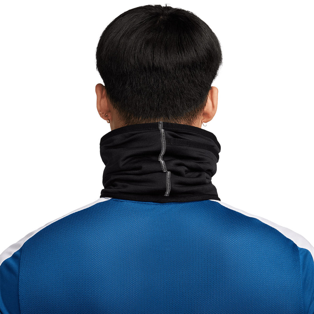 Nike Therma Sphere halsedisse i sort og blå med krave