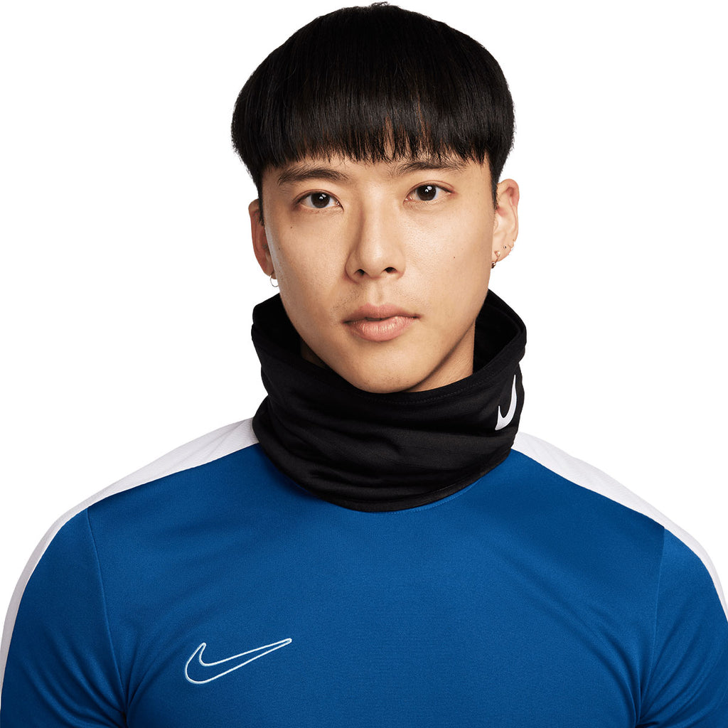 Nike Therma Sphere halsedisse i sort og blå med logo