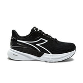 Diadora Nucleo 2 Dame løbesko i sort med hvid detalje