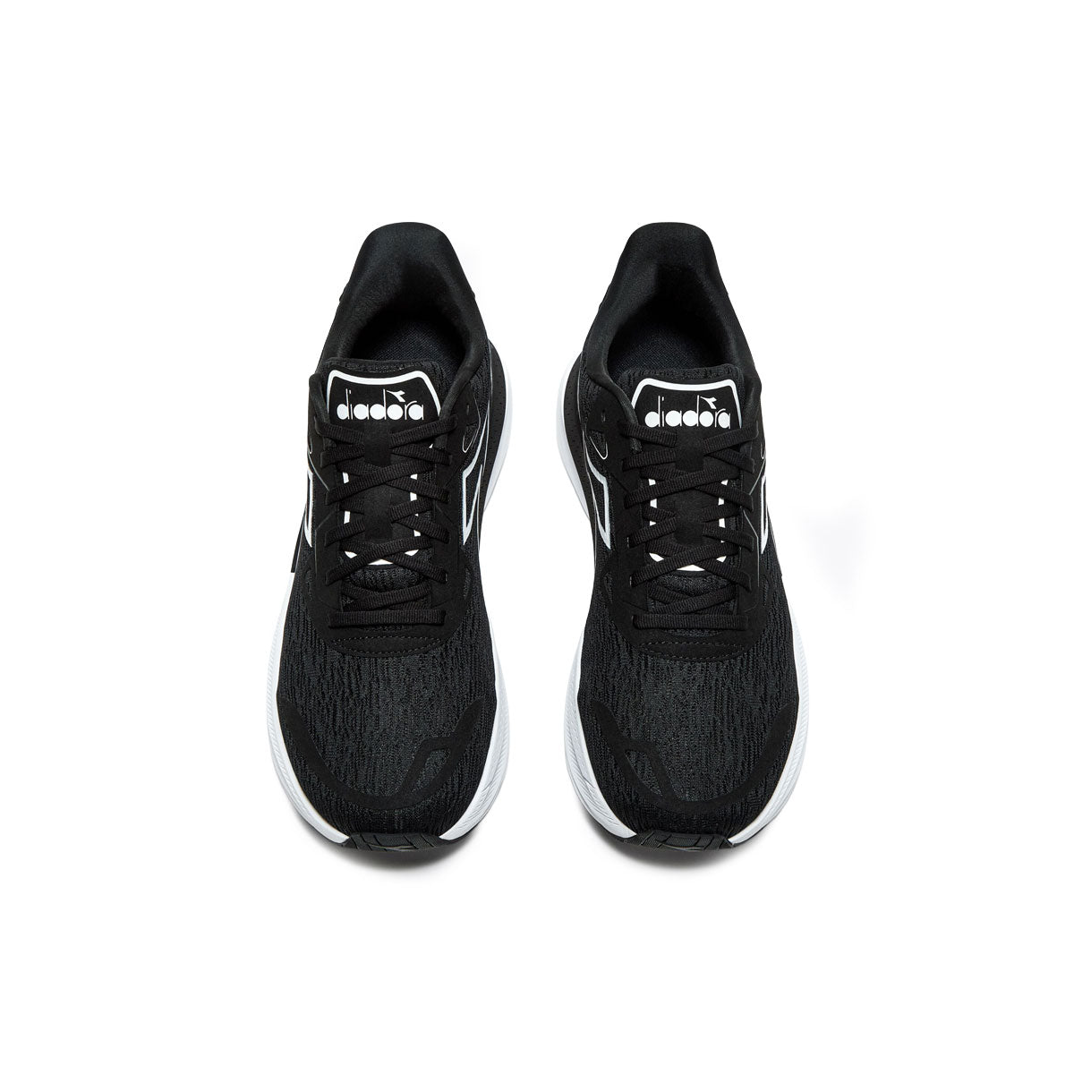 Diadora Nucleo 2 Dame løbesko i sort med hvid sål