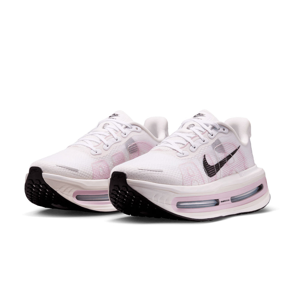 Nike Vomero Premium dame løbesko med hvid og pink mesh og sort logo