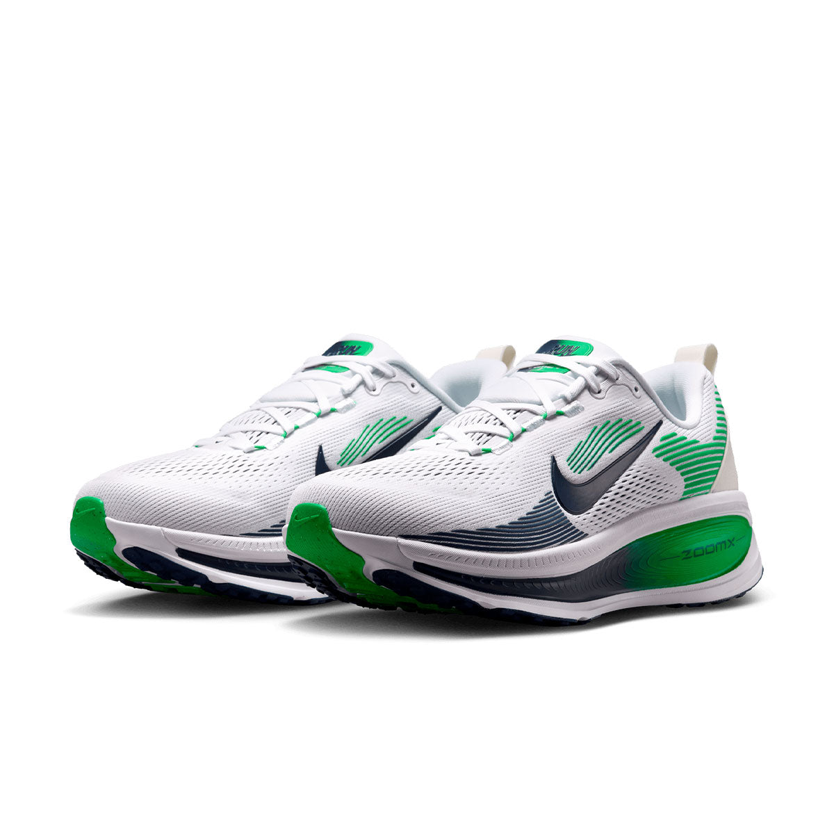 Nike Vomero 18 løbesko til mænd i hvid og grøn med snørebånd