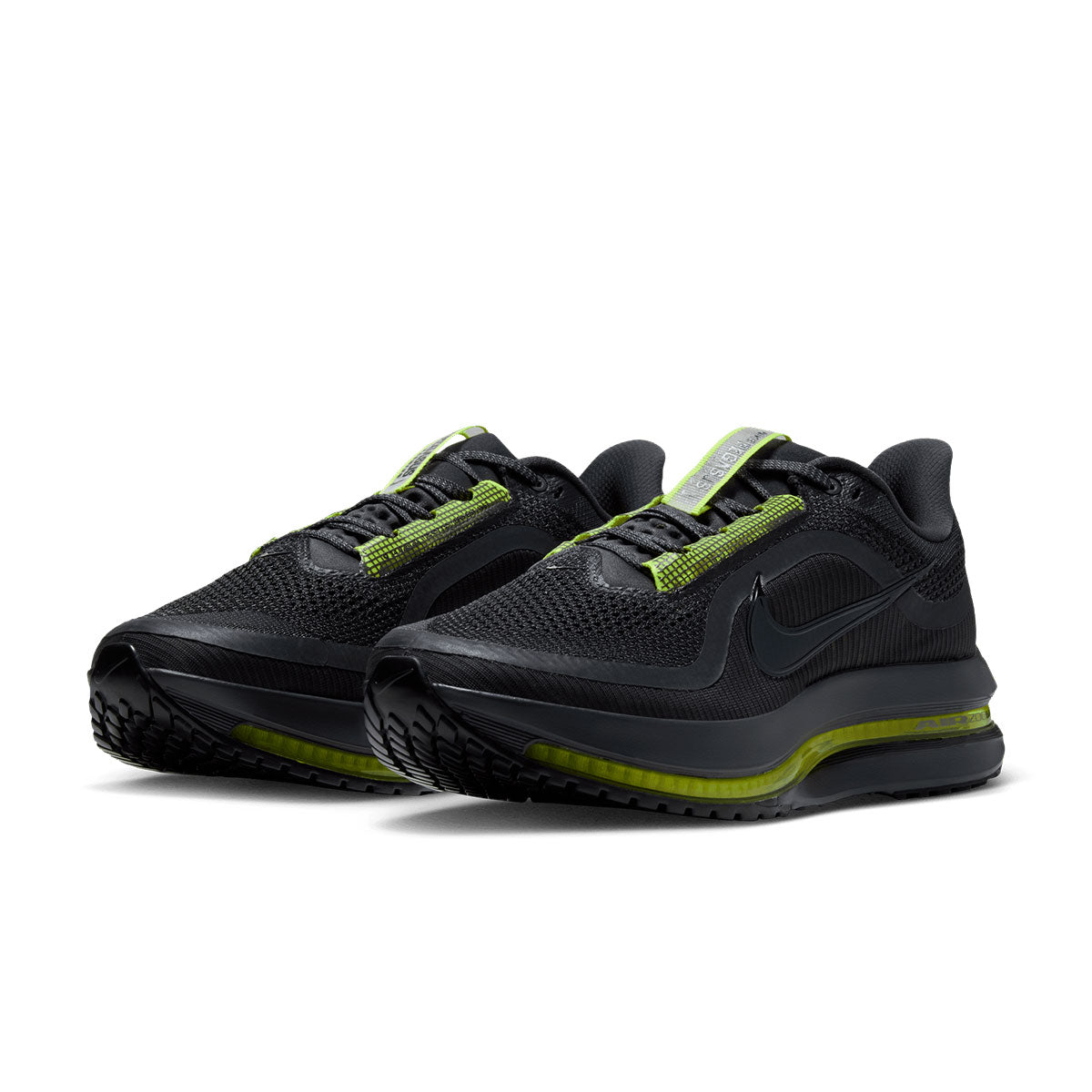 Nike løbesko til mænd i sort med grønne detaljer og snørebånd