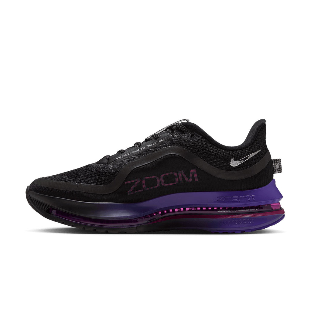 Nike Pegasus løbesko i sort med lilla Zoom Air-detalje