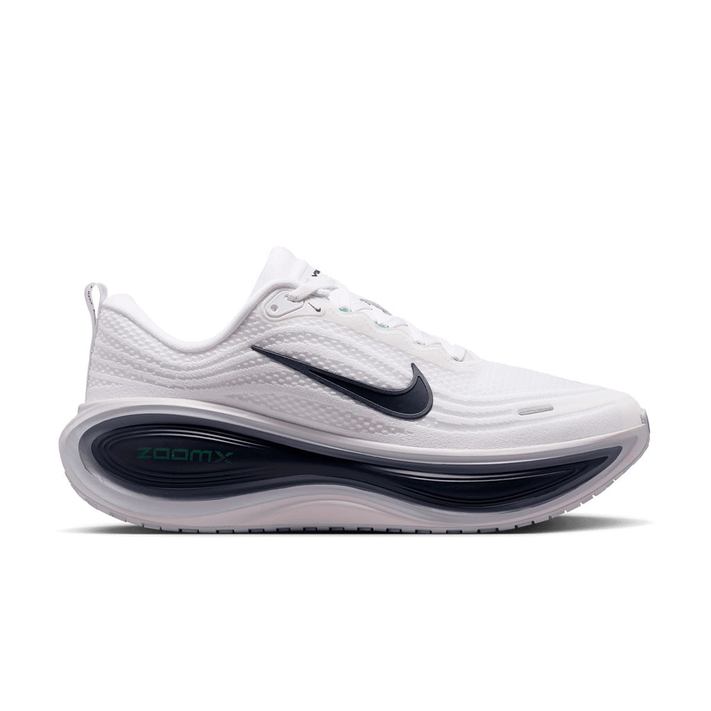 Nike Vomero Plus løbesko til mænd i hvid med sort logo
