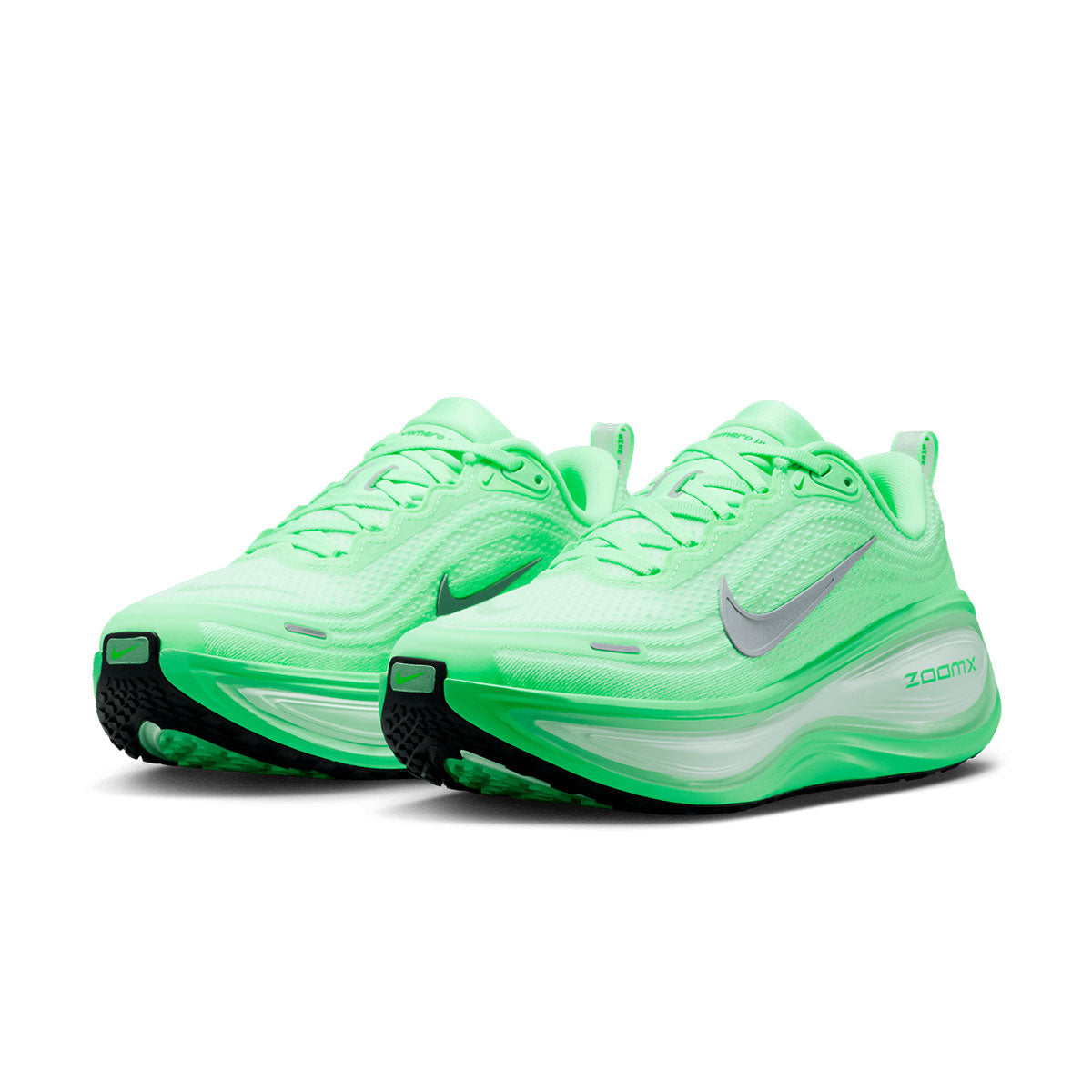 Nike Vomero Plus Dame løbesko i mintgrøn med grå Swoosh
