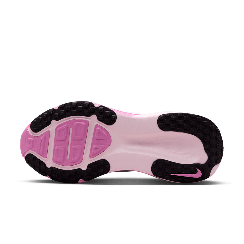 Nike Vomero 18 Wide Dame løbesko med sål og gummimønster