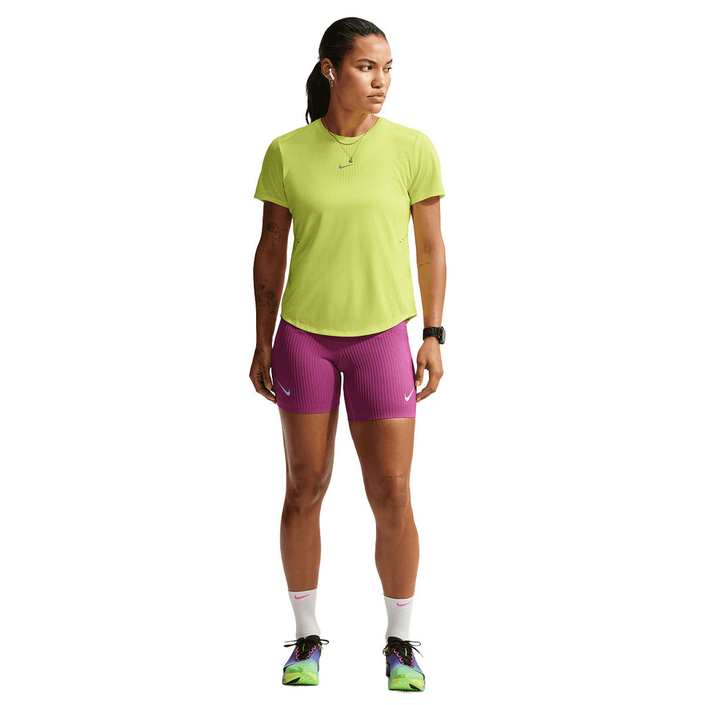 Nike Swift Aero-FIT dame T-shirt i neon limegrøn