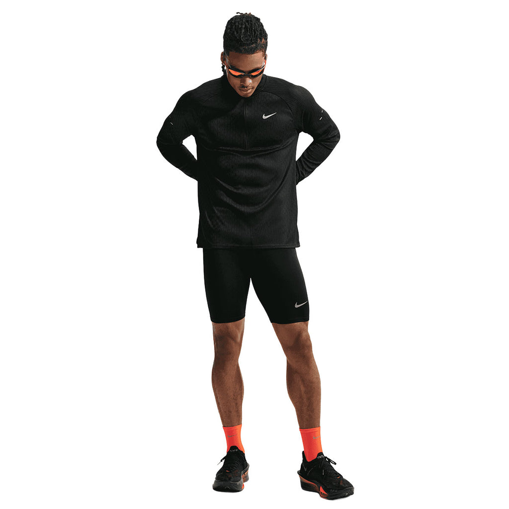 Nike langærmet halv-zip trøje med lynlås til herre i sort