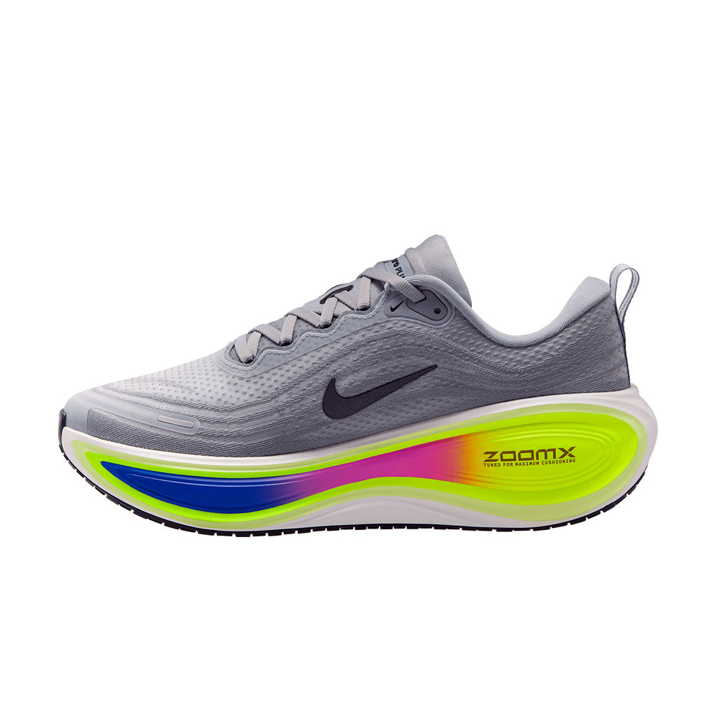 Nike Vomero Plus løbesko til mænd med grå mesh og neon-sål