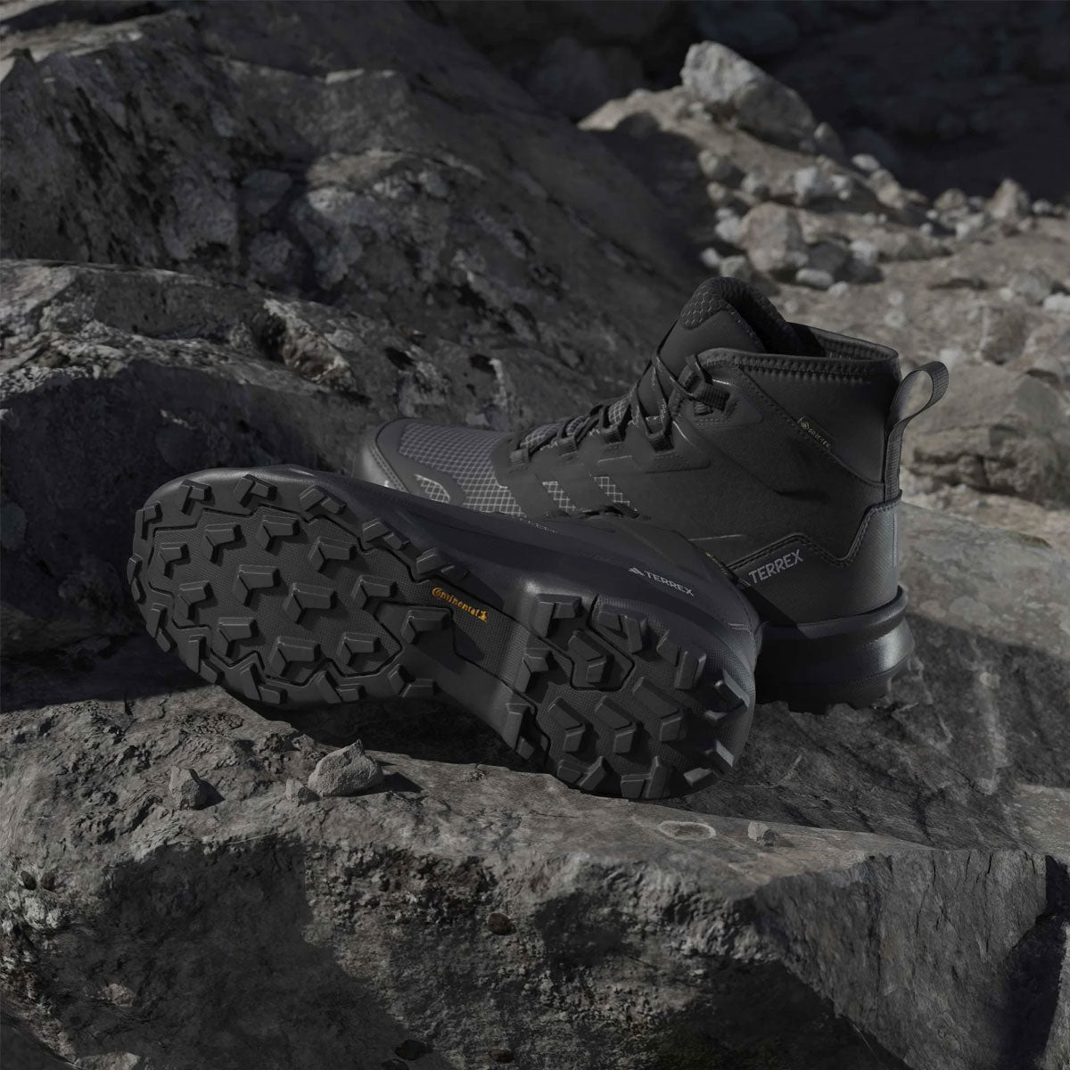 Adidas Skychaser SX5 Mid herre trailsko med grov gummisål