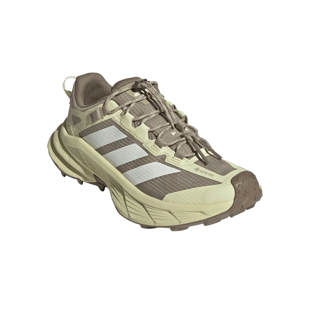 Adidas Terrex Freehiker SL Gore-Tex vandresko i grå og beige farver
