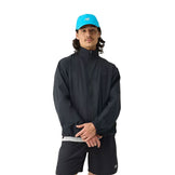 Blå New Balance løbehue med logo og justerbar kant foran