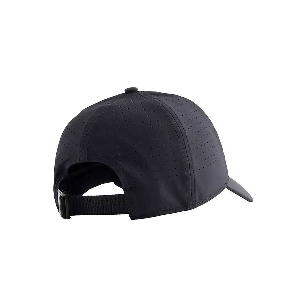 New Balance Clean Up Ultimate Run sort kasket med perforering og justerbar rem