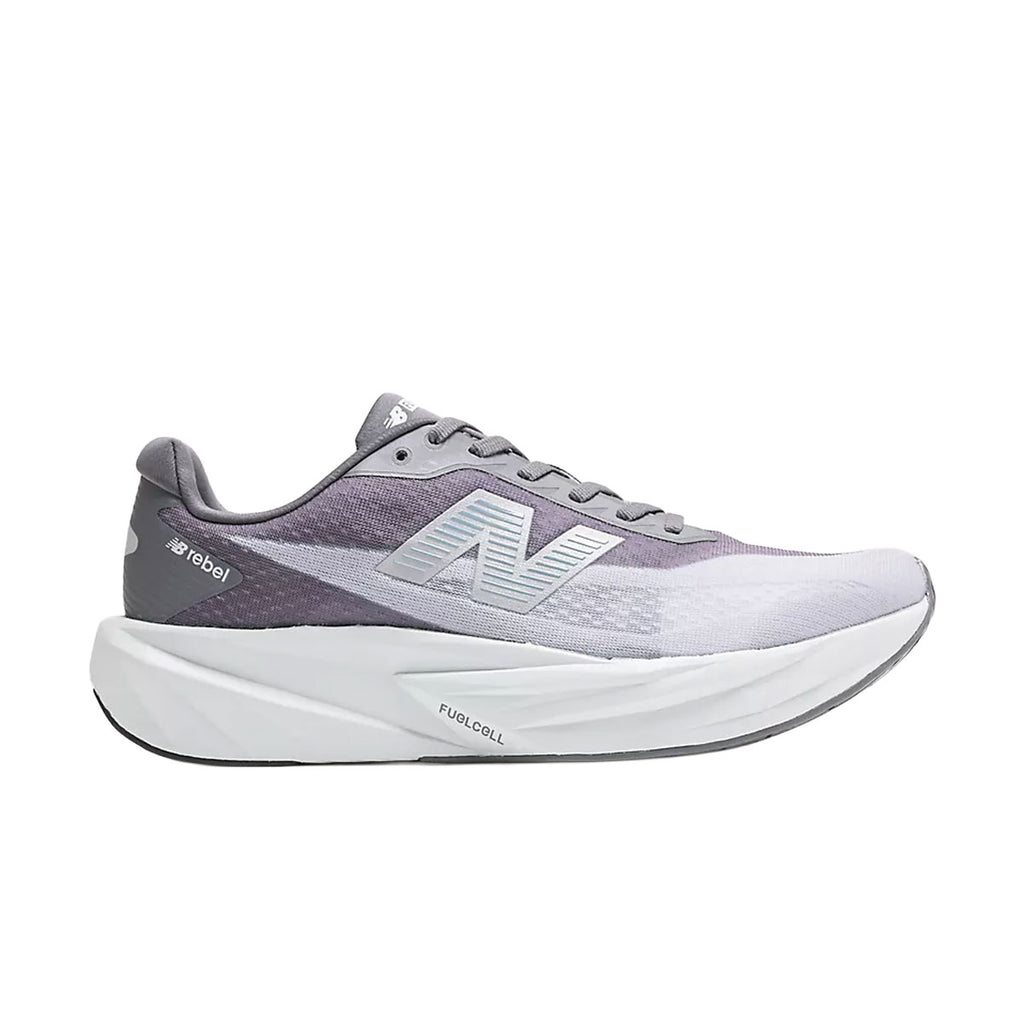 New Balance FuelCell Rebel v5 herre løbesko i grå og hvid