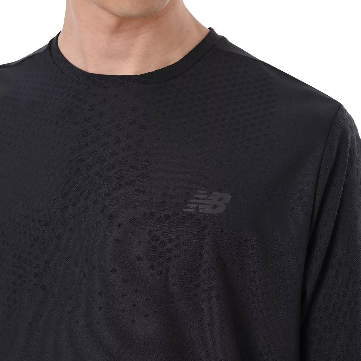 Sort New Balance RC Adapt T-shirt med logo foran