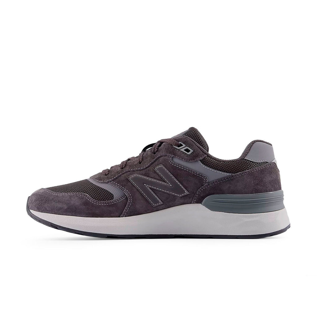 New Balance 880 herre løbesko i mørk lilla med snørebånd