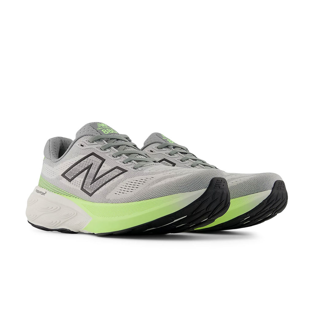 New Balance 880 v15 herre løbesko i grå og grøn med snørebånd