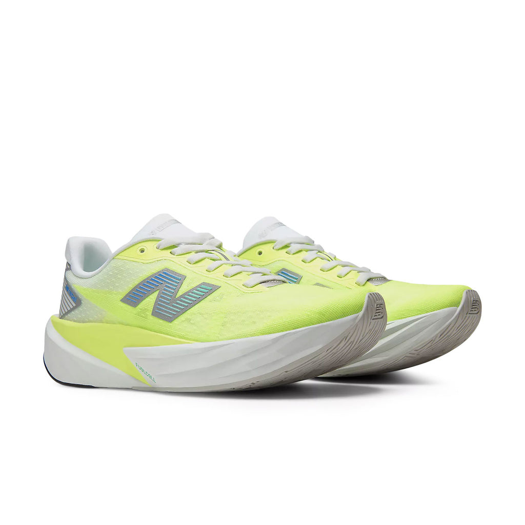 New Balance FuelCell Rebel v5 Dame løbesko i gul og hvid