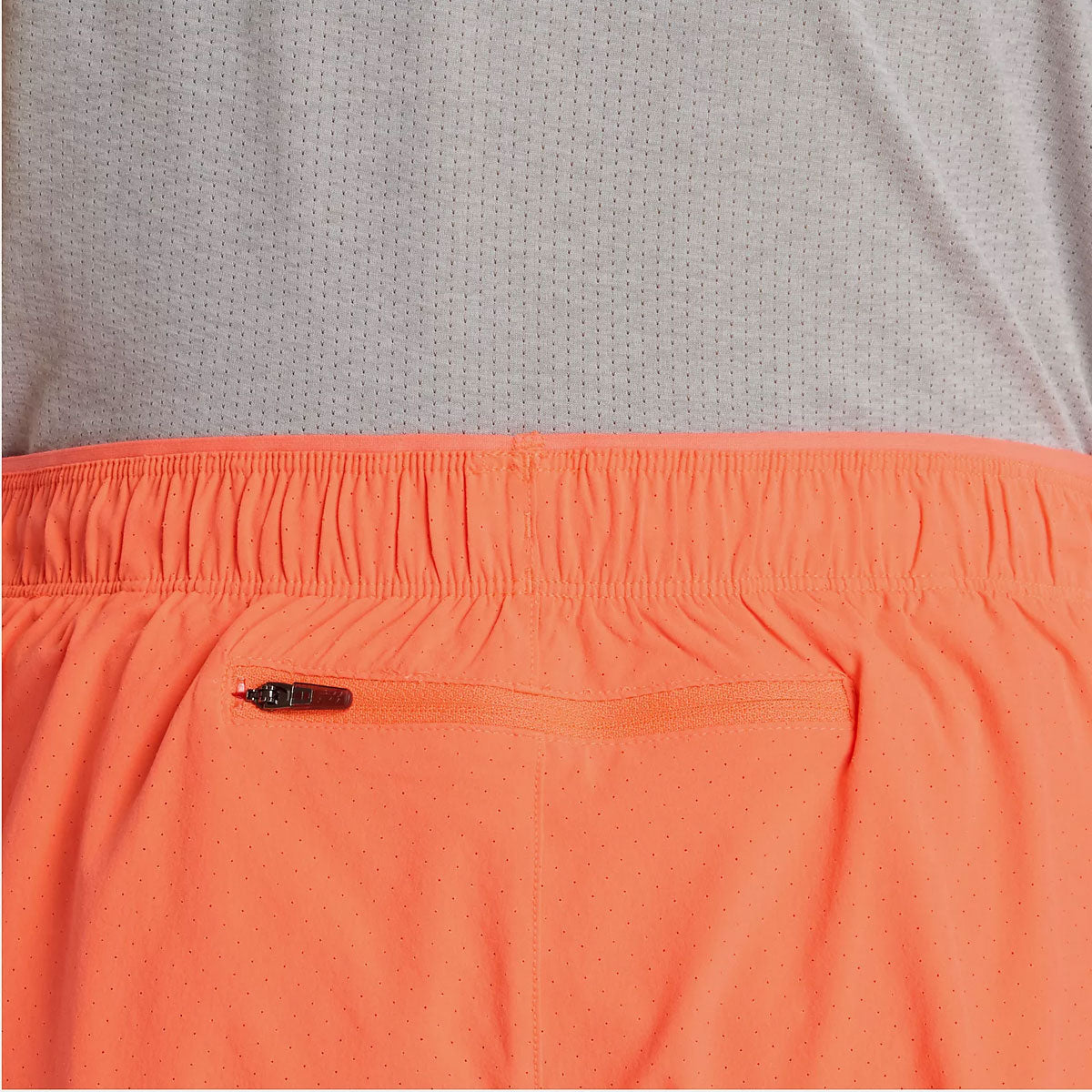 Orange New Balance RC 5" shorts med baglomme