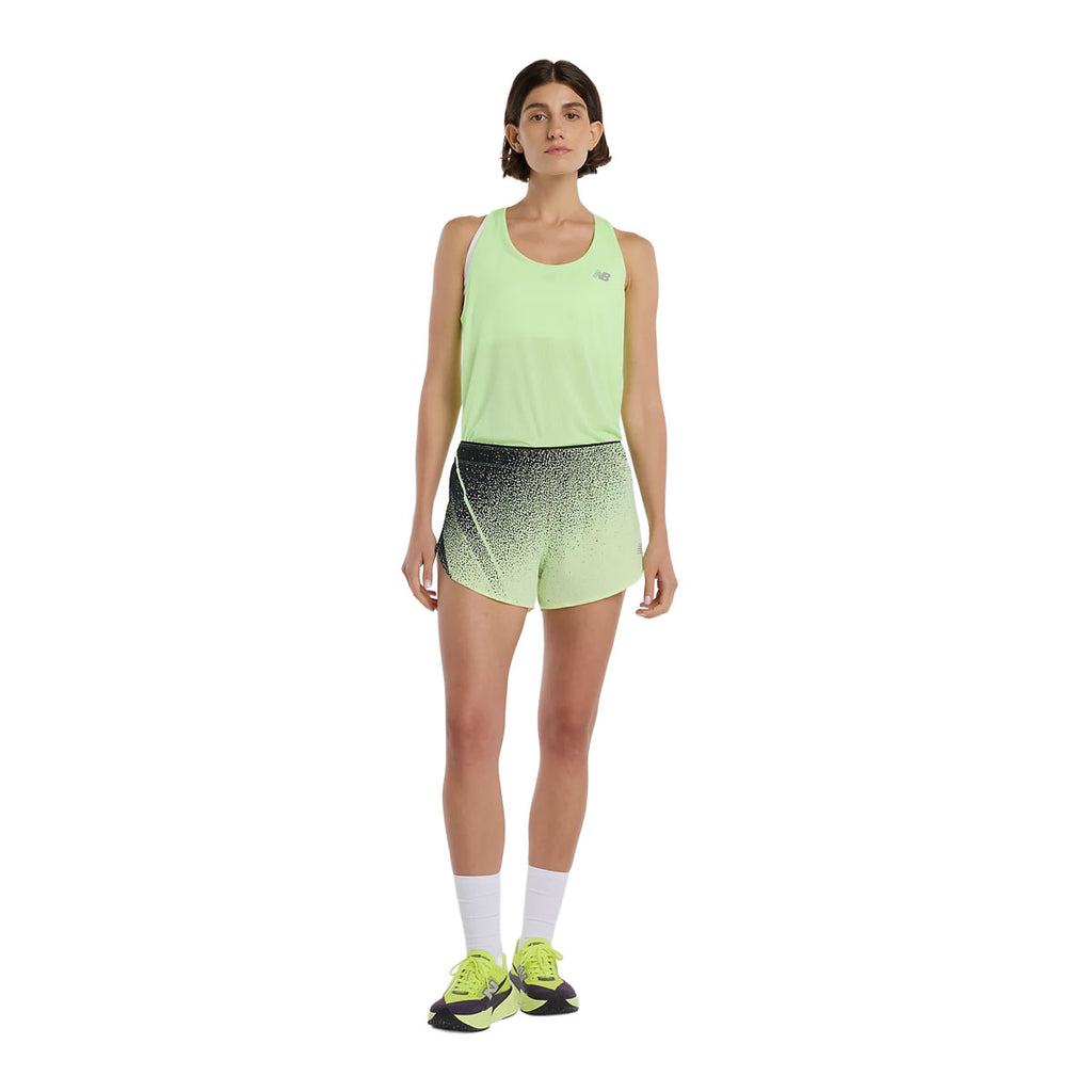 New Balance RC Ultralight PR shorts i lysegrøn med gradientdesign