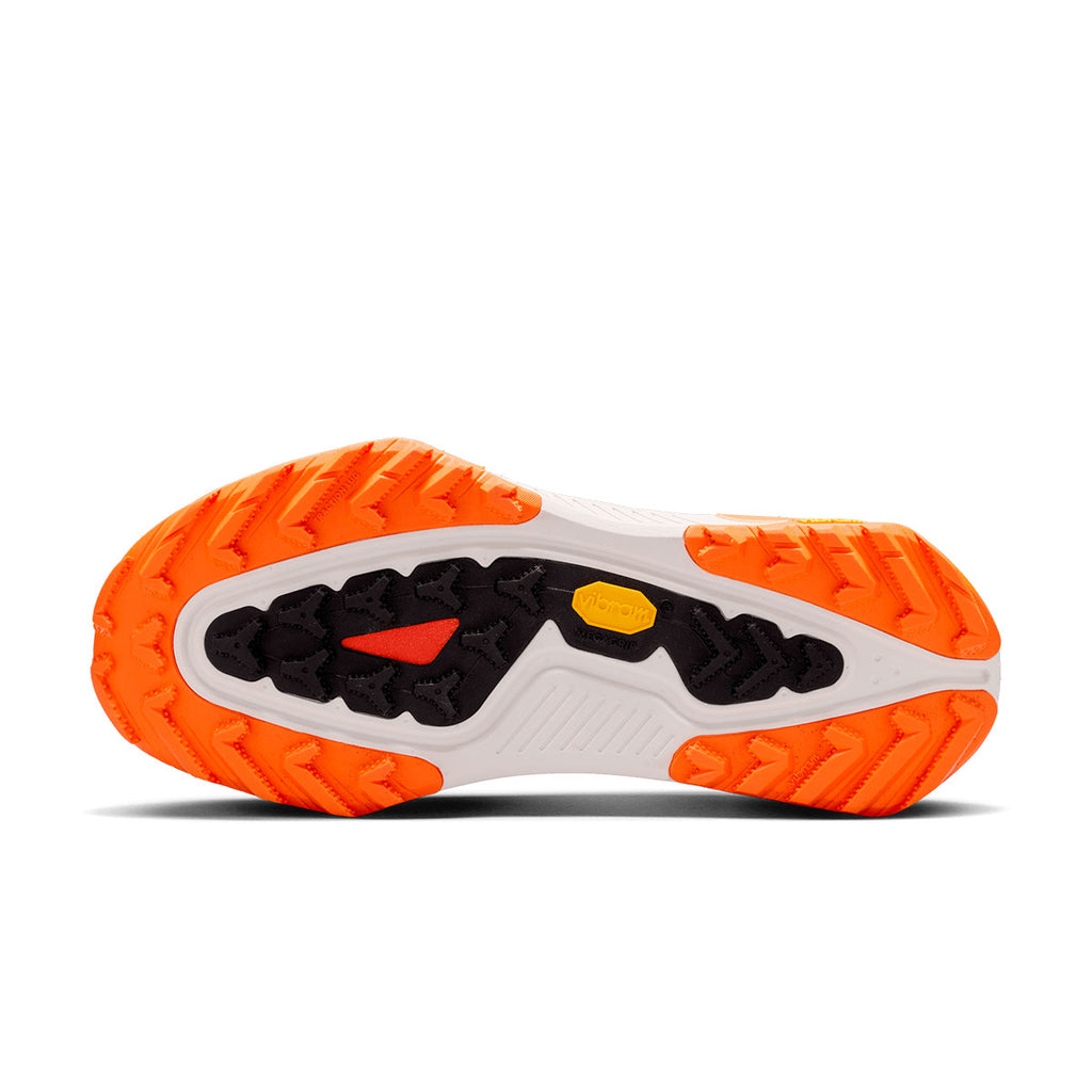 Nike ACG Zegama Trail Dame sål med gummimønster og farver