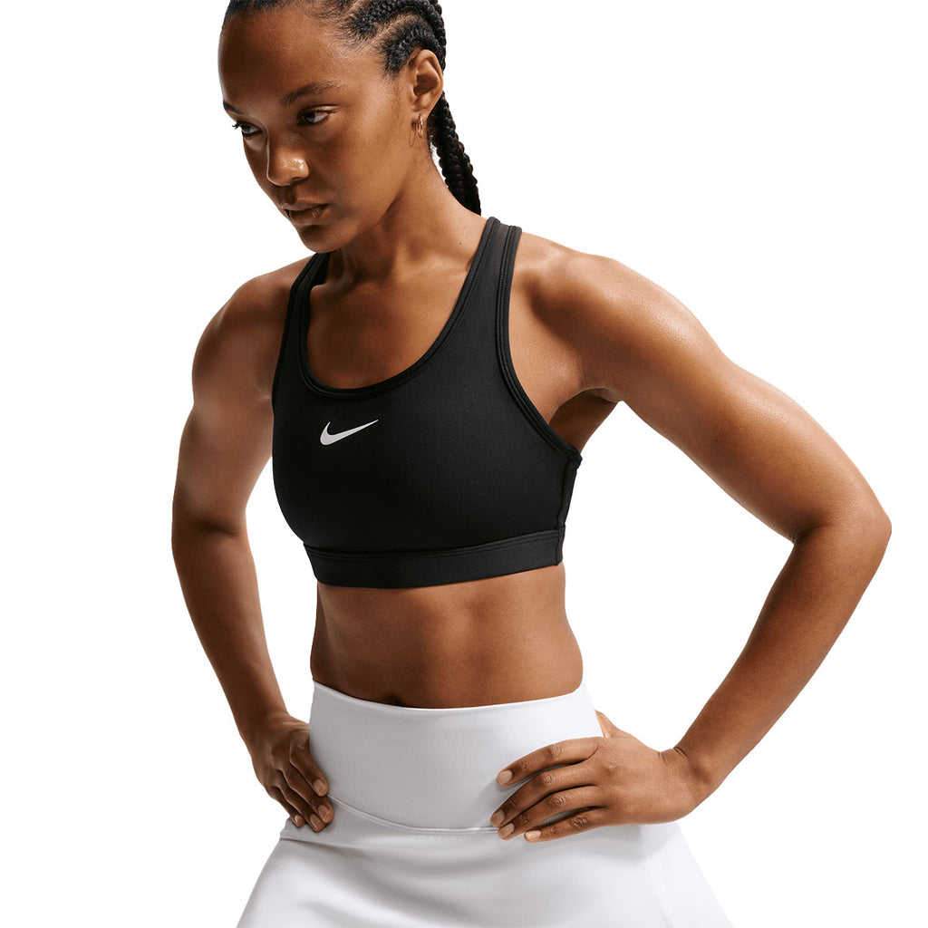 Nike Swoosh Medium Support Bra i sort med racerback-design