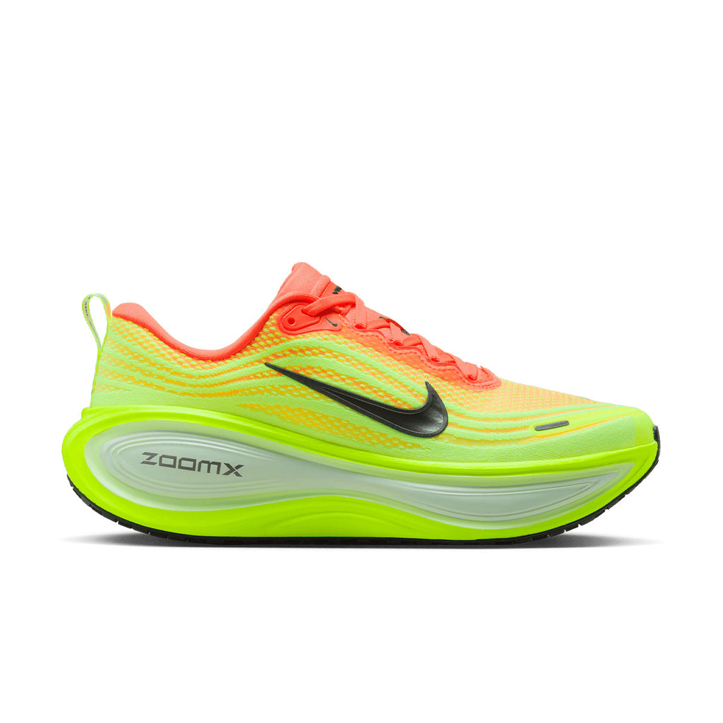Nike Vomero Plus herre løbesko i neonfarver med sort logo