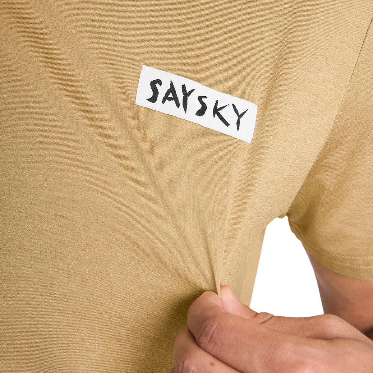 Saysky Tiger Pace T-shirt i beige med logo på brystet