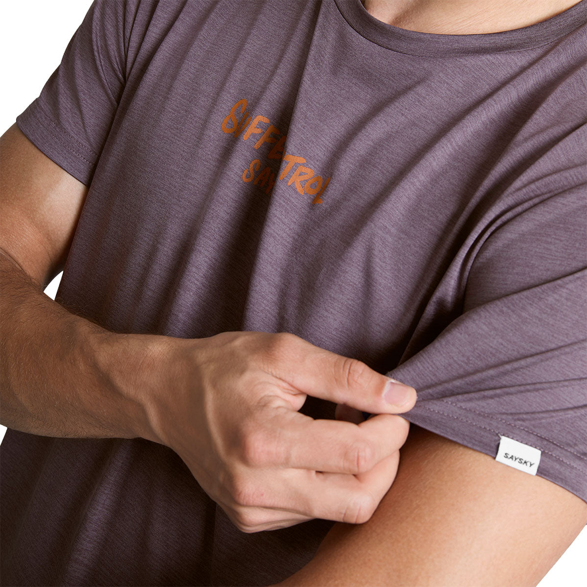 Saysky Statement Pace t-shirt med orange logo på lilla stof