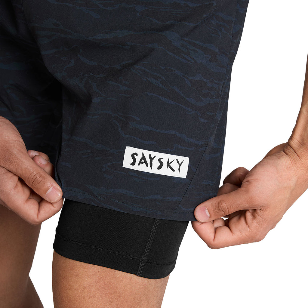 Saysky Tiger Pace 2-i-1 herre shorts med camouflage mønster
