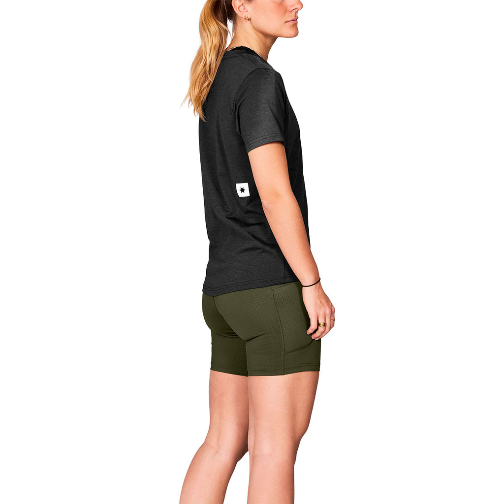Saysky Clean Pace T-shirt til damer i sort med logo