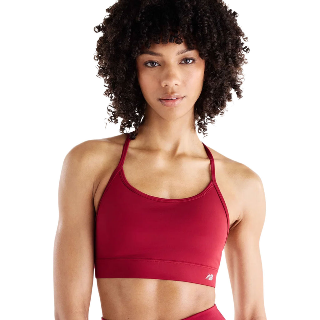 New Balance ESS Yoga BH i rød med smalle stropper og logo